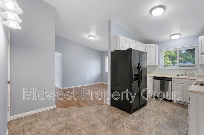 Primary Photo - 1470 Whirlaway Dr