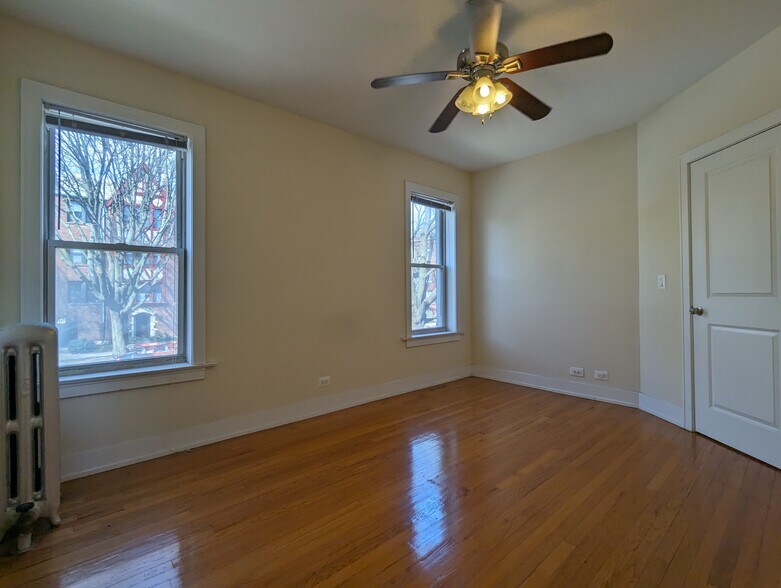 Building Photo - 1919 W Winona St