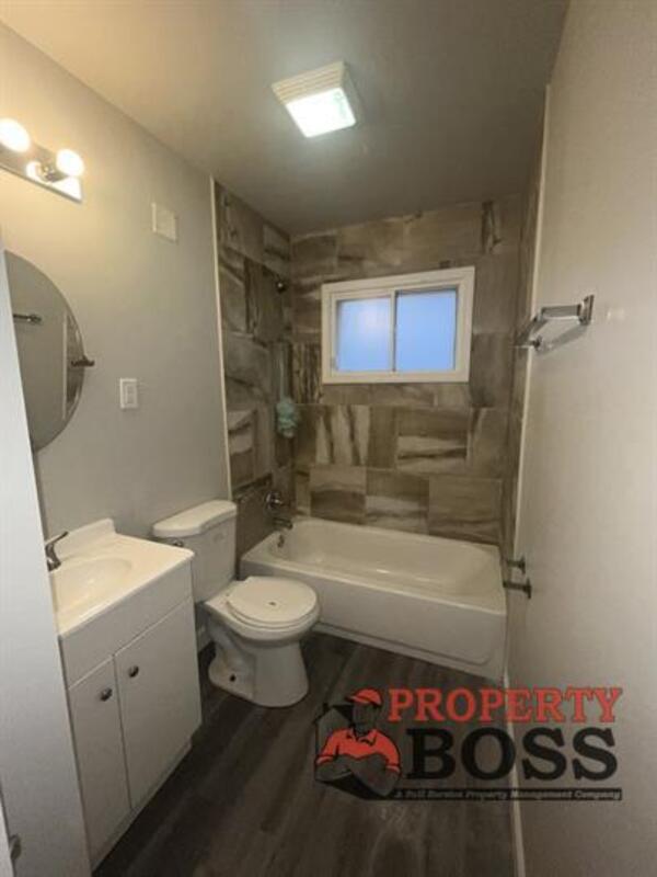 Building Photo - 2026 Roosevelt St