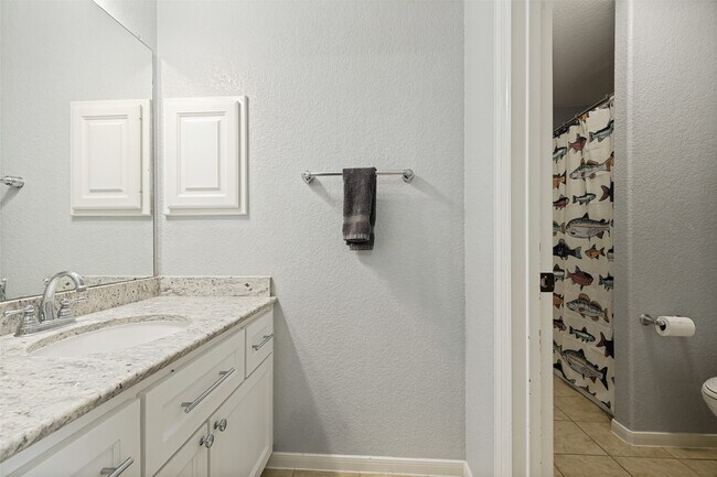 Building Photo - 6011 Shady Alcove Ct