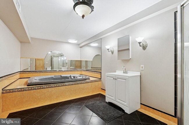 Building Photo - 614 Wises Mill Rd