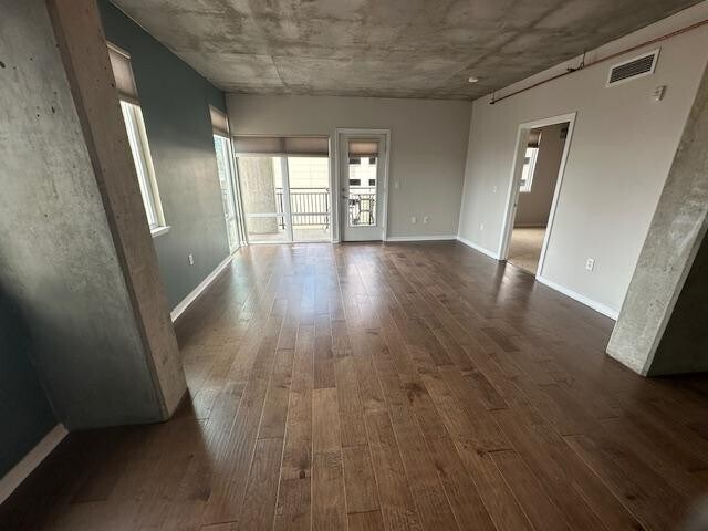 Building Photo - 1475 Delgany St