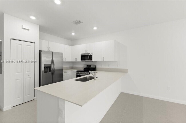 Building Photo - 35670 SW 178th Ct