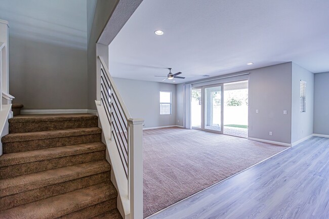 Building Photo - Beautiful Home in a Gated Community