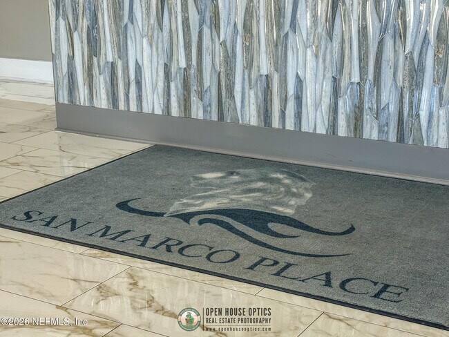 Building Photo - 1478 Riverplace Blvd