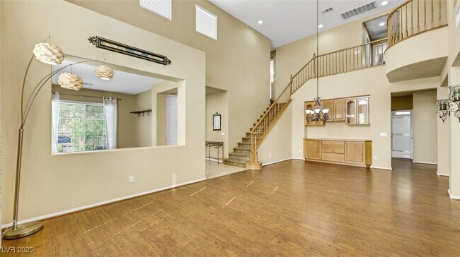 Building Photo - 7373 Sundown Glen Ave