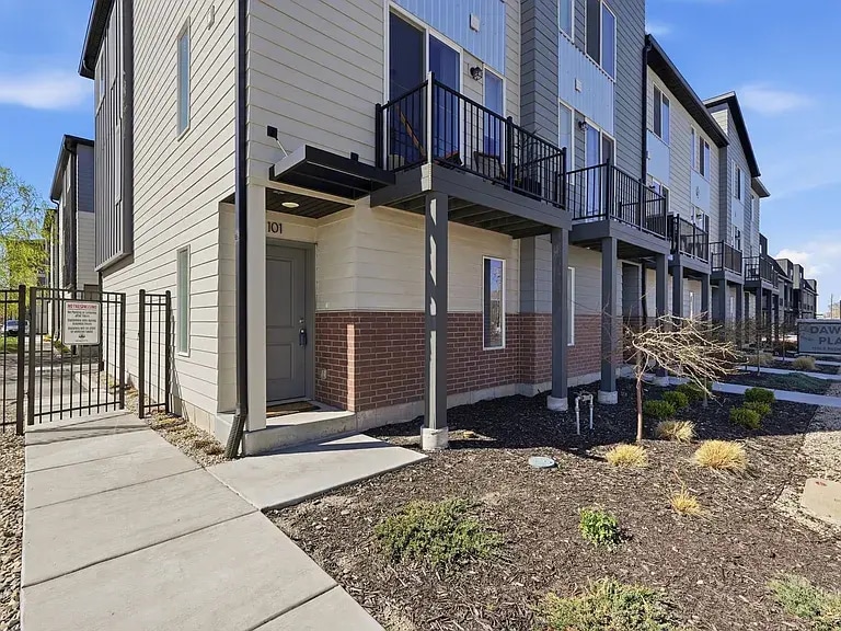 Building Photo - 1146 S Redwood Rd