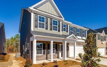 Building Photo - Spacious 5-Bedroom Home with Modern Finishes in Prime Elgin Location