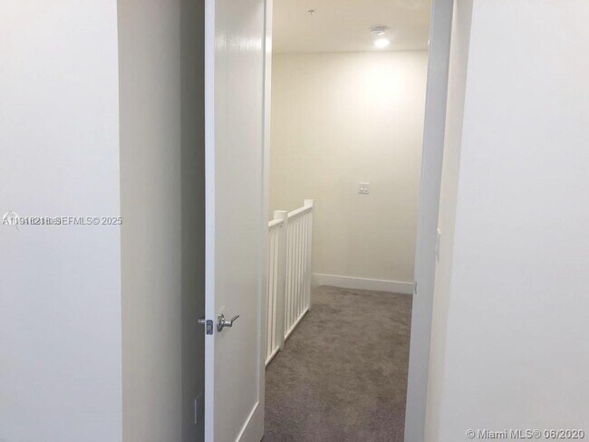 Building Photo - 10229 NW 64th Terrace