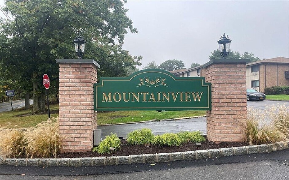 Building Photo - 328 Sierra Vista Ln