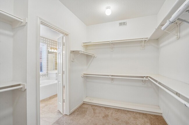 Building Photo - 15415 Truslow Point Ln