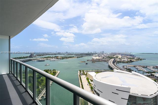 Building Photo - 888 Biscayne Blvd