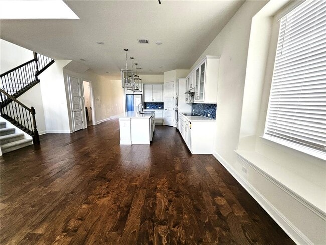 Building Photo - 1105 Malibar Ln