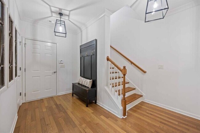Building Photo - 12603 Itaska Walk