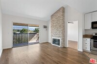 Building Photo - 5870 Benner St