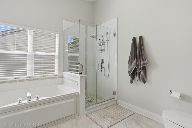 Building Photo - 1260 White Chapel Ln