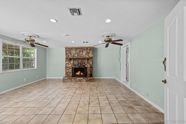 Building Photo - 12069 Easterly Ave