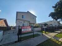 Building Photo - 74(860)