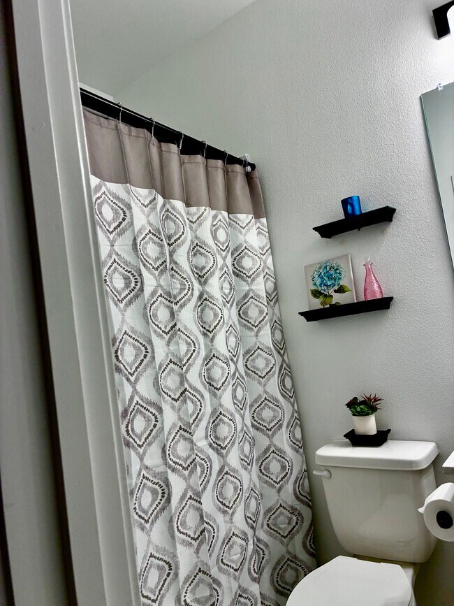 Building Photo - 42417 Lamporo Wy