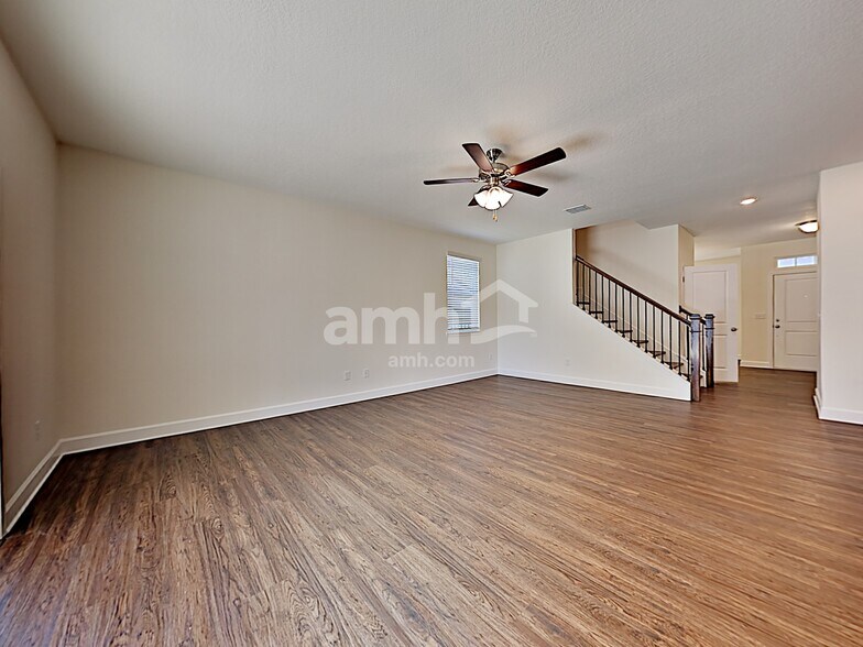 Building Photo - 105 Moultrie Crossing Ln