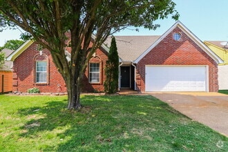 Building Photo - 6824 Skylar Mill Ave