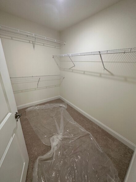 Building Photo - 38 Nailsworth St