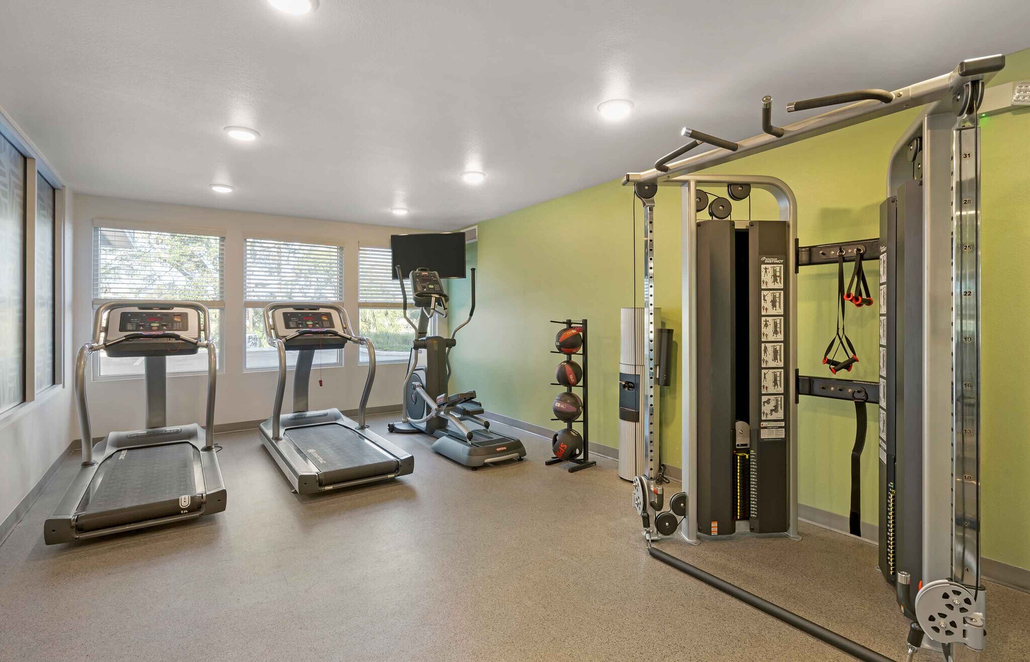Building Photo - Furnished Studio-Orlando - Kissimmee