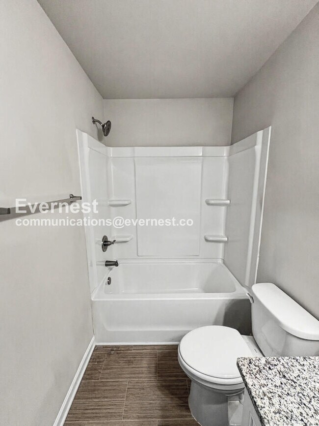 Building Photo - 322 Bertha Honey Stewart Dr