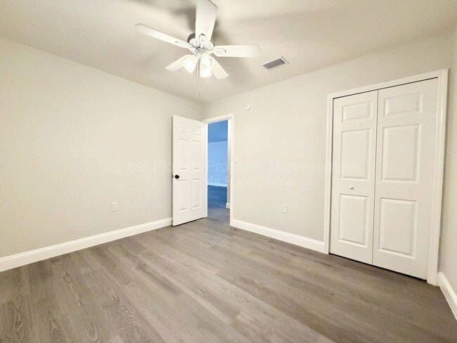 Building Photo - 1080 W Riviera Blvd