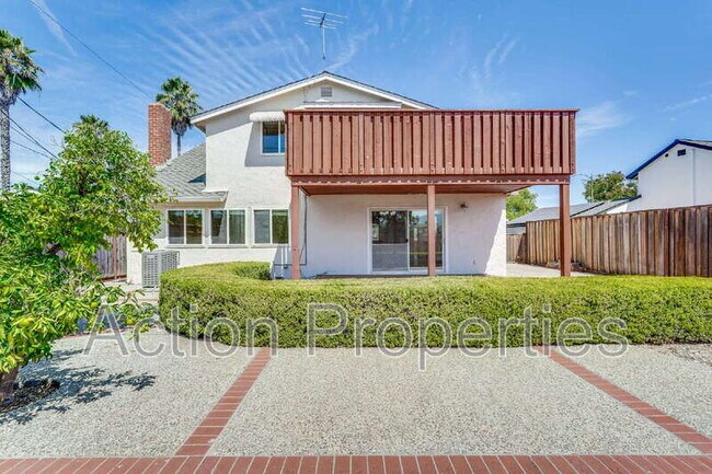 Building Photo - 3806 Century Dr