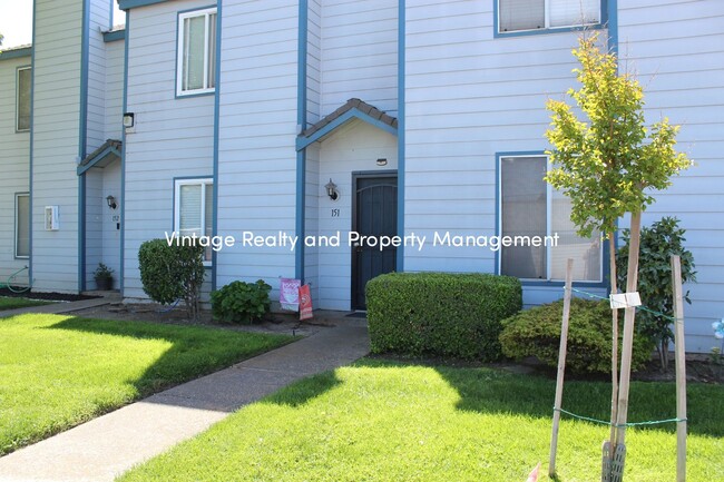 Building Photo - Coming Soon A Charming 2-Bedroom, 1.5-Bath...