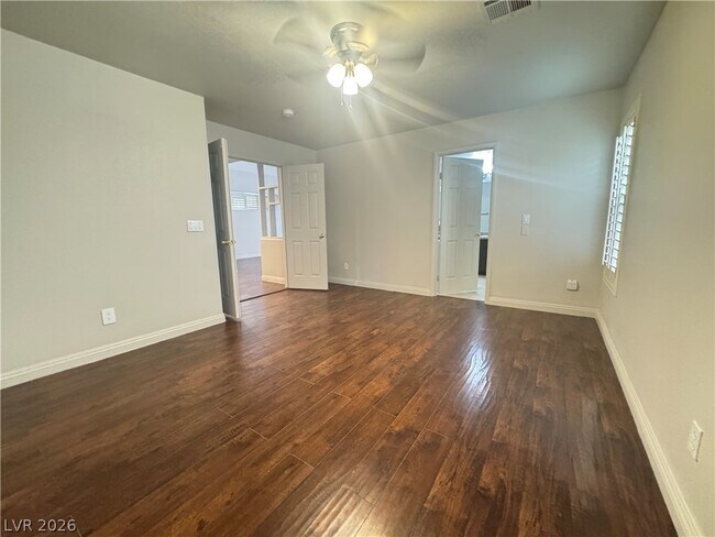 Building Photo - 9783 Ocotillo Falls Ave