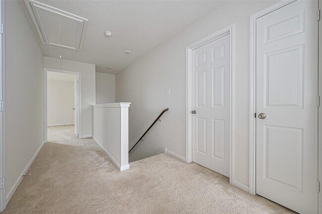 Building Photo - 25406 Cheshire Knoll St