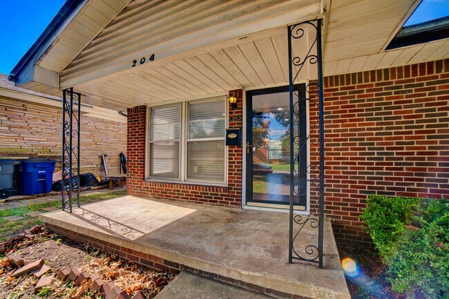 Building Photo - 3 Bed | 1 Bath | Tulsa