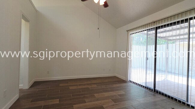 Building Photo - 2408 Centaurus Dr