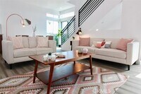 Building Photo - 1416 Cloverdale Ave