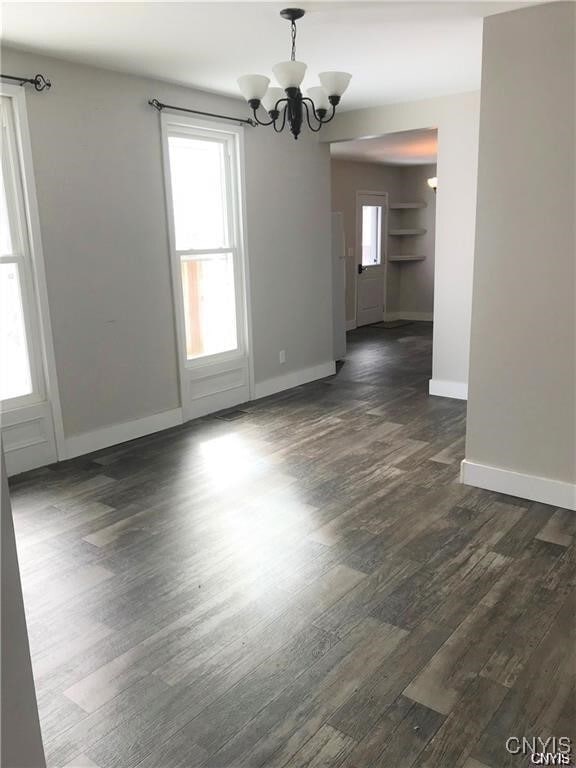 Building Photo - 616 Bronson St