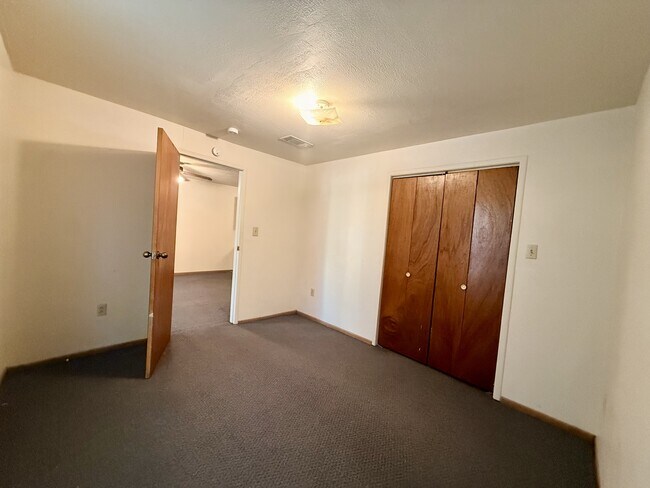 Building Photo - 708 East St