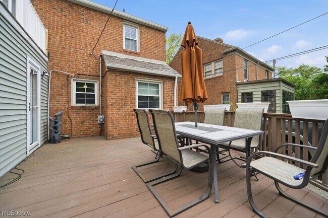 Building Photo - Beautiful 4-Bedroom Brick Colonial in University Heights