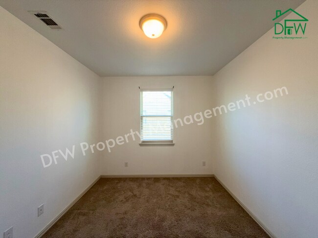 Building Photo - 3 Bed/2.5 Bath Home for Lease in Arlington – 2 Living Areas, Pool, Courts & Trails Nearby!