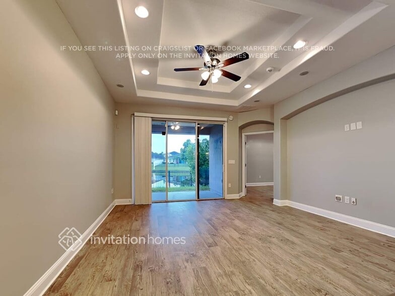 Building Photo - 832 Glendale Ln