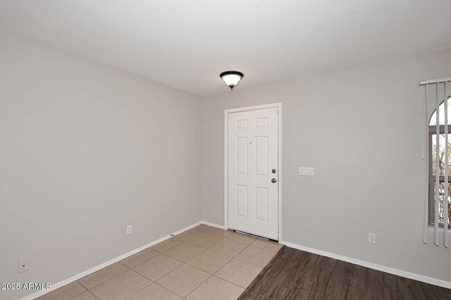 Building Photo - 29237 N Yellow Bee Dr