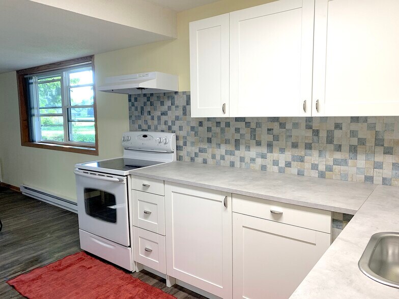 Building Photo - 317 N Wasson Ln