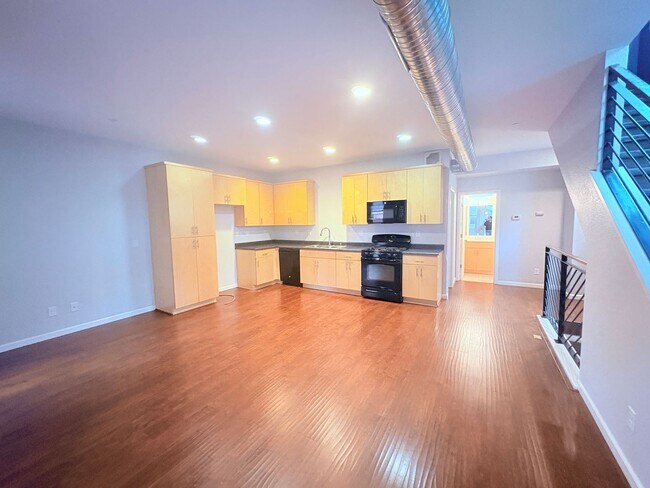 Building Photo - 785 Carbon Ct