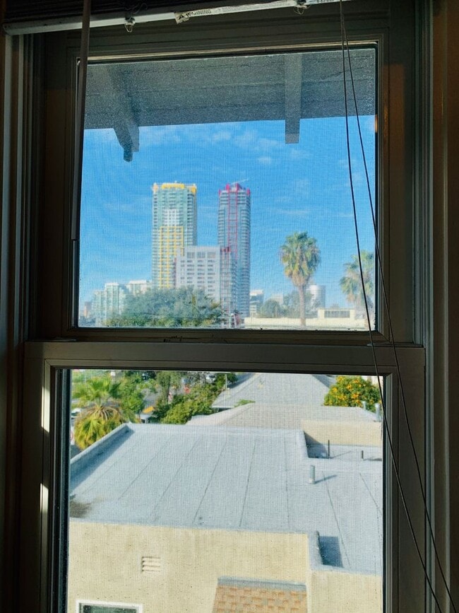 Building Photo - STUDIO WITH A PEAK VIEW OF DOWNTOWN! $1,49...
