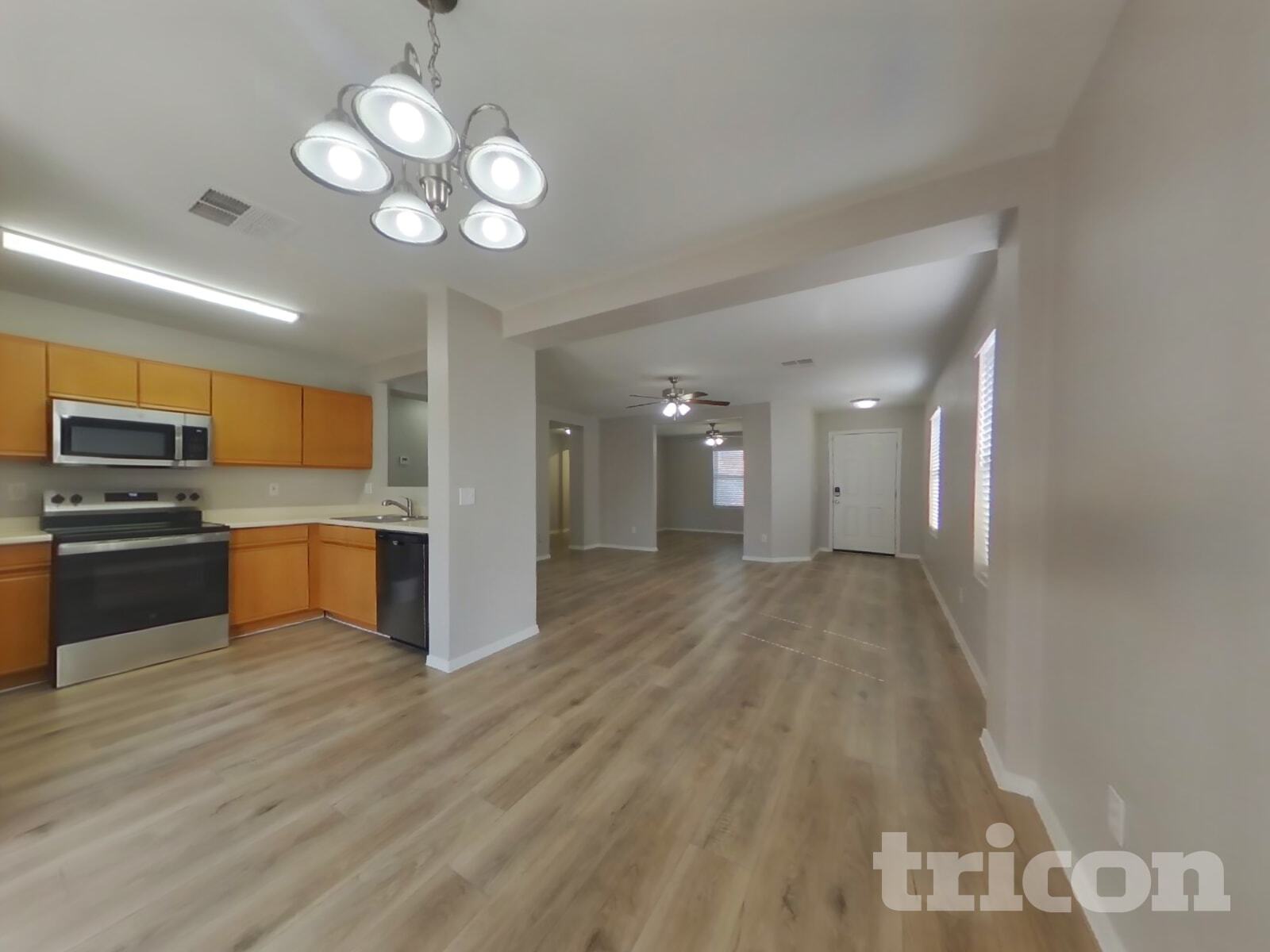 Building Photo - 11807 W Aster Dr