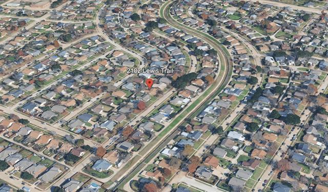 Building Photo - 2102 Lewis Trail