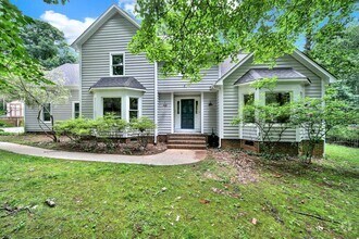 Building Photo - Beautiful Five Bed Three and Half Bath Hom...