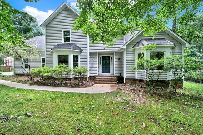 Primary Photo - Beautiful Five Bed Three and Half Bath Hom...