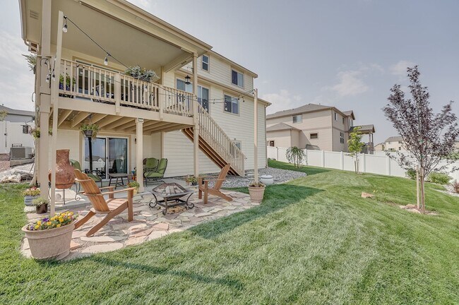 Building Photo - Beautiful 4 Bed, 3 1/2 Bath House in Sever...